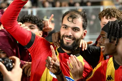 بنفس طريقة الذهاب.. توجاي يسجل هدف الترجي الثاني أمام الأهلي